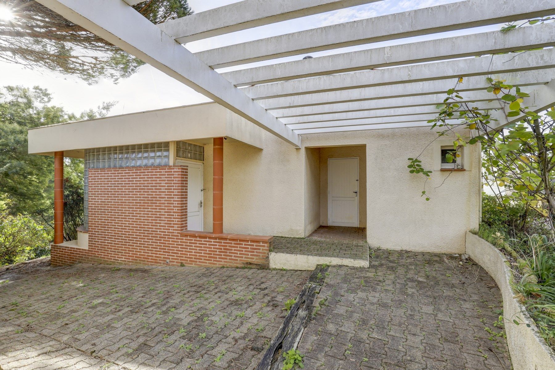 maison 10 Pièces en vente sur GIROUSSENS (81500)