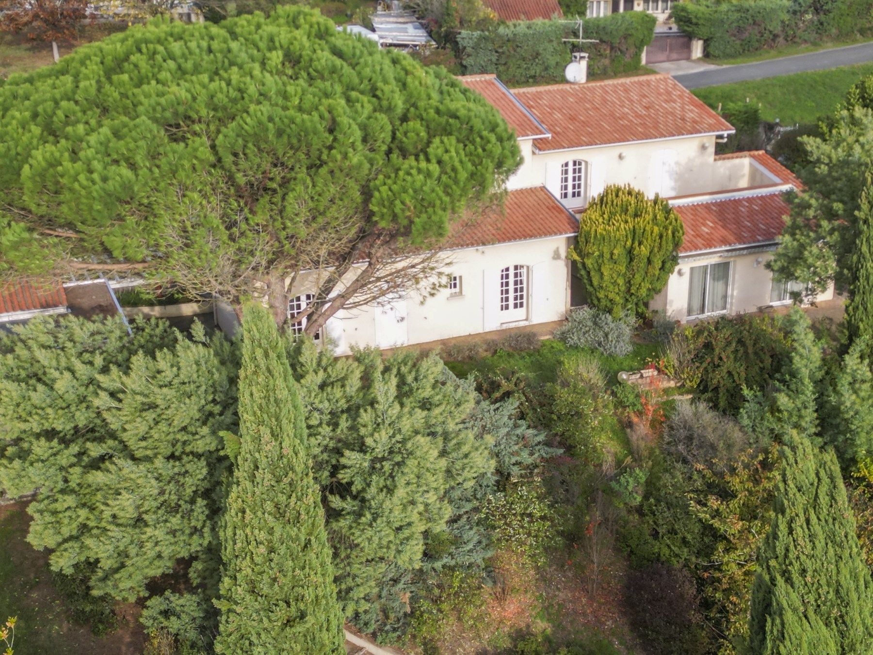 maison 10 Pièces en vente sur GIROUSSENS (81500)