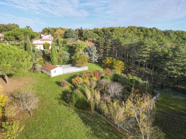 maison 10 Pièces en vente sur GIROUSSENS (81500)