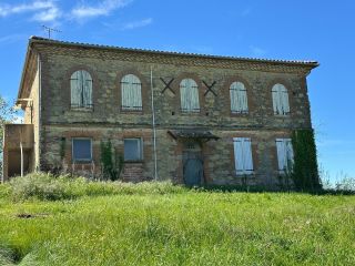 propriété 10 Pièces en vente sur VERFEIL (31590)