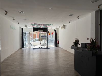 Rental Commercial local Lavaur 77.16&nbsp;m²