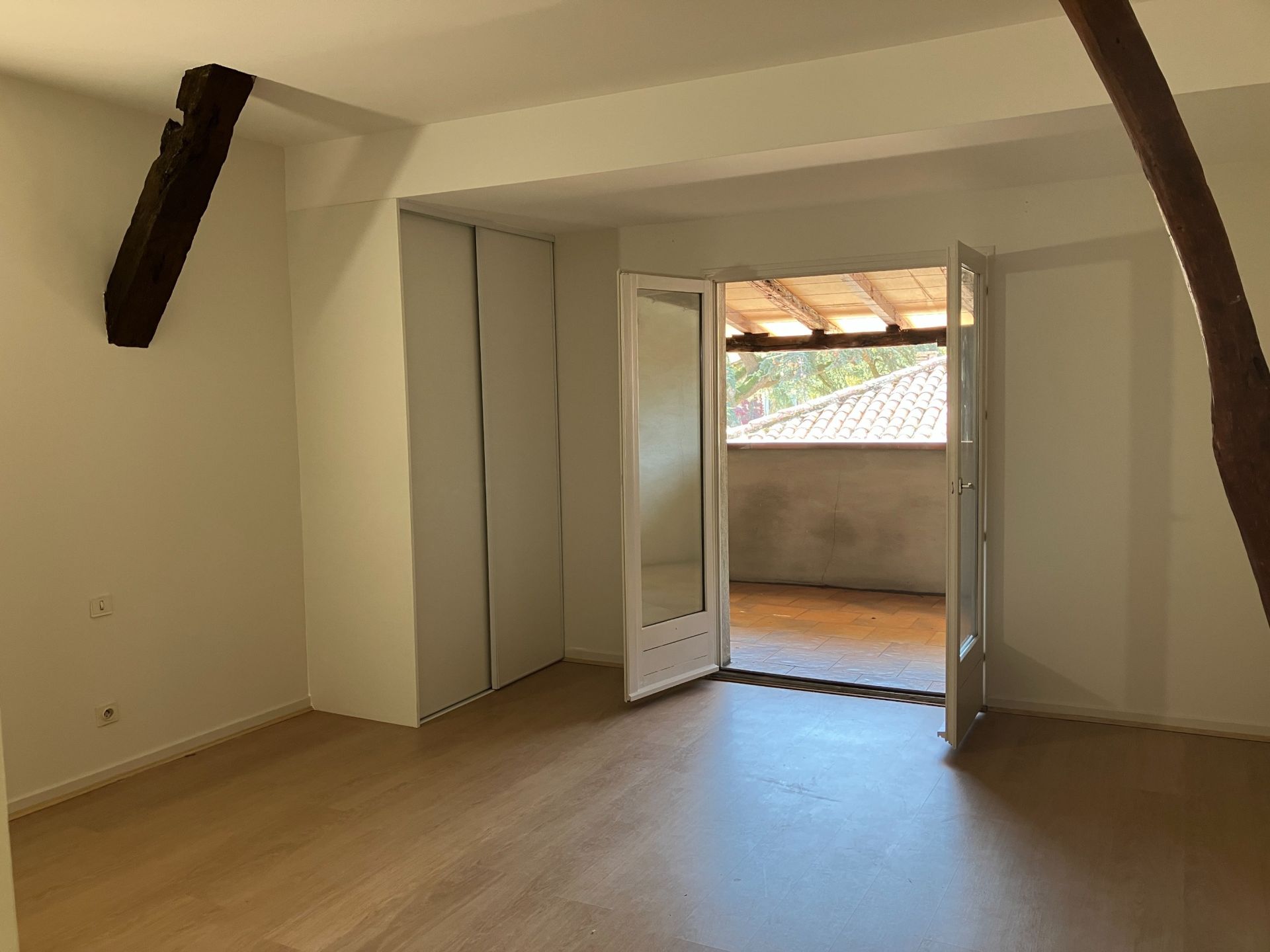 apartment 4 Rooms for rent on LAVAUR (81500)