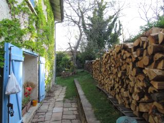 house 7 Rooms for sale on LAVAUR (81500)