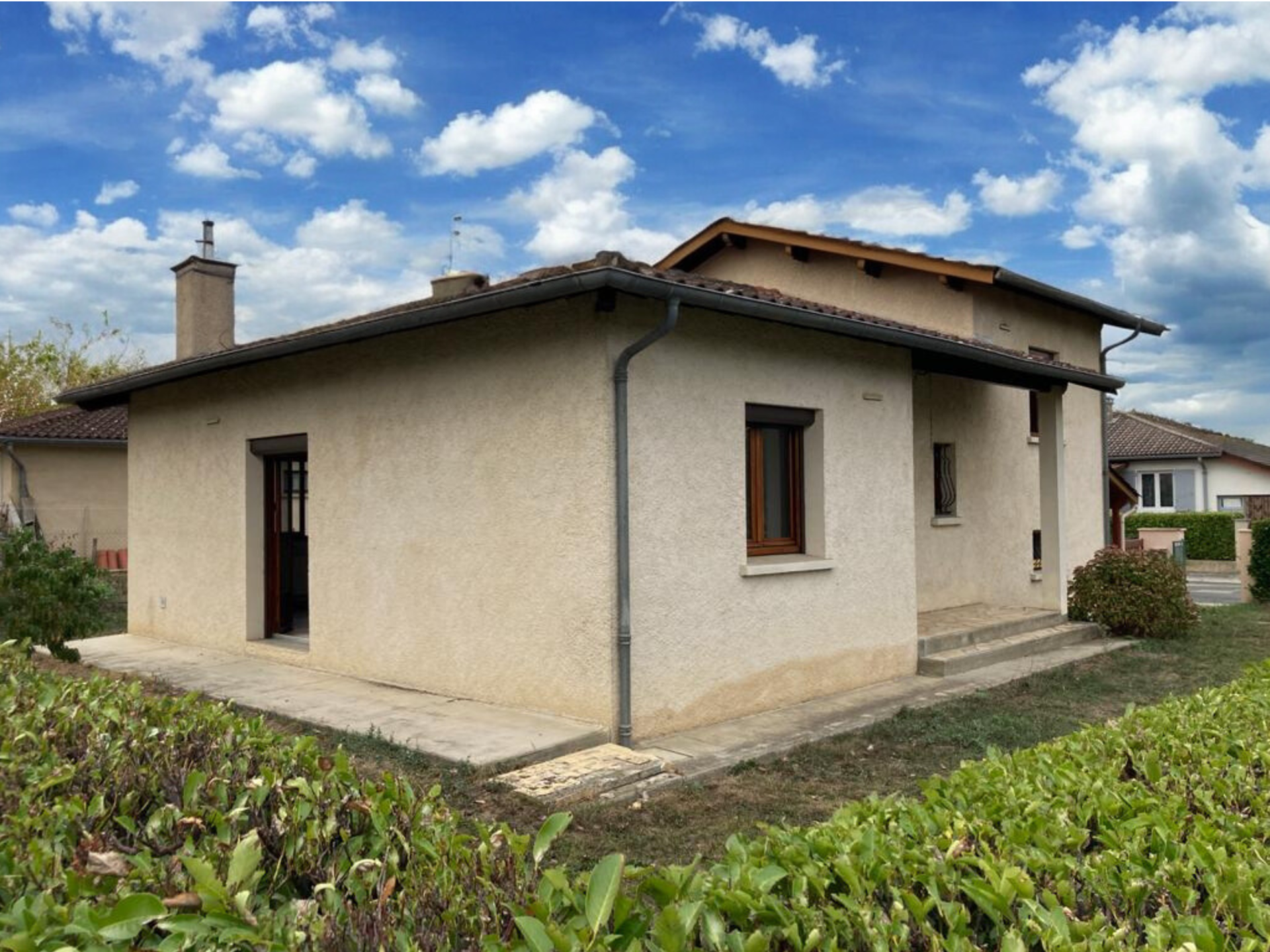 house 4 Rooms for rent on LAVAUR (81500)