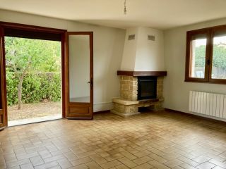 house 4 Rooms for rent on LAVAUR (81500)