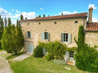 house 9 Rooms for sale on LAVAUR (81500)