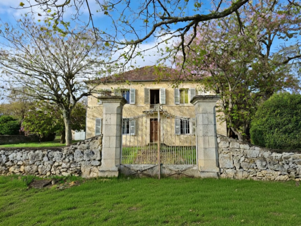 Vente Maison Solomiac 8&nbsp;Pièces 280&nbsp;m²