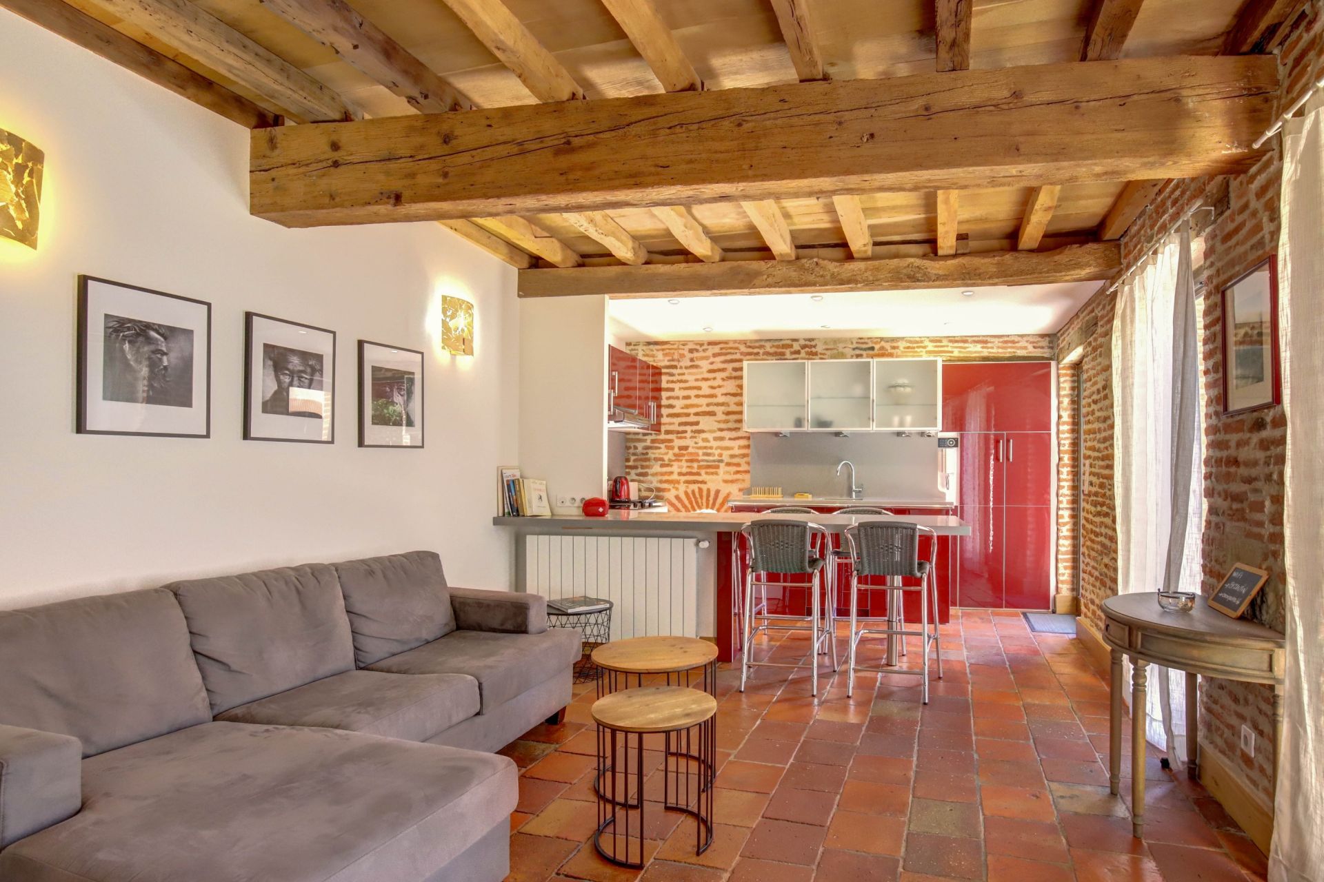 house 15 Rooms for sale on LAVAUR (81500)