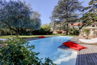 townhouse 15 Rooms for sale on CASTRES (81100)