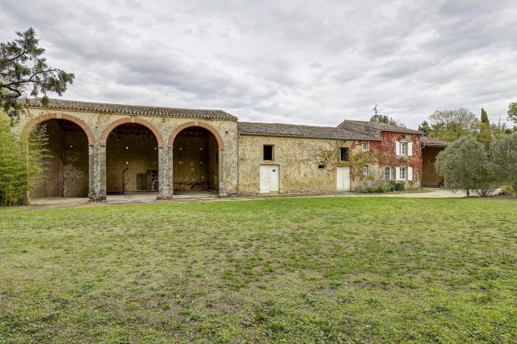maison 10 Pièces en vente sur AVIGNONET LAURAGAIS (31290)