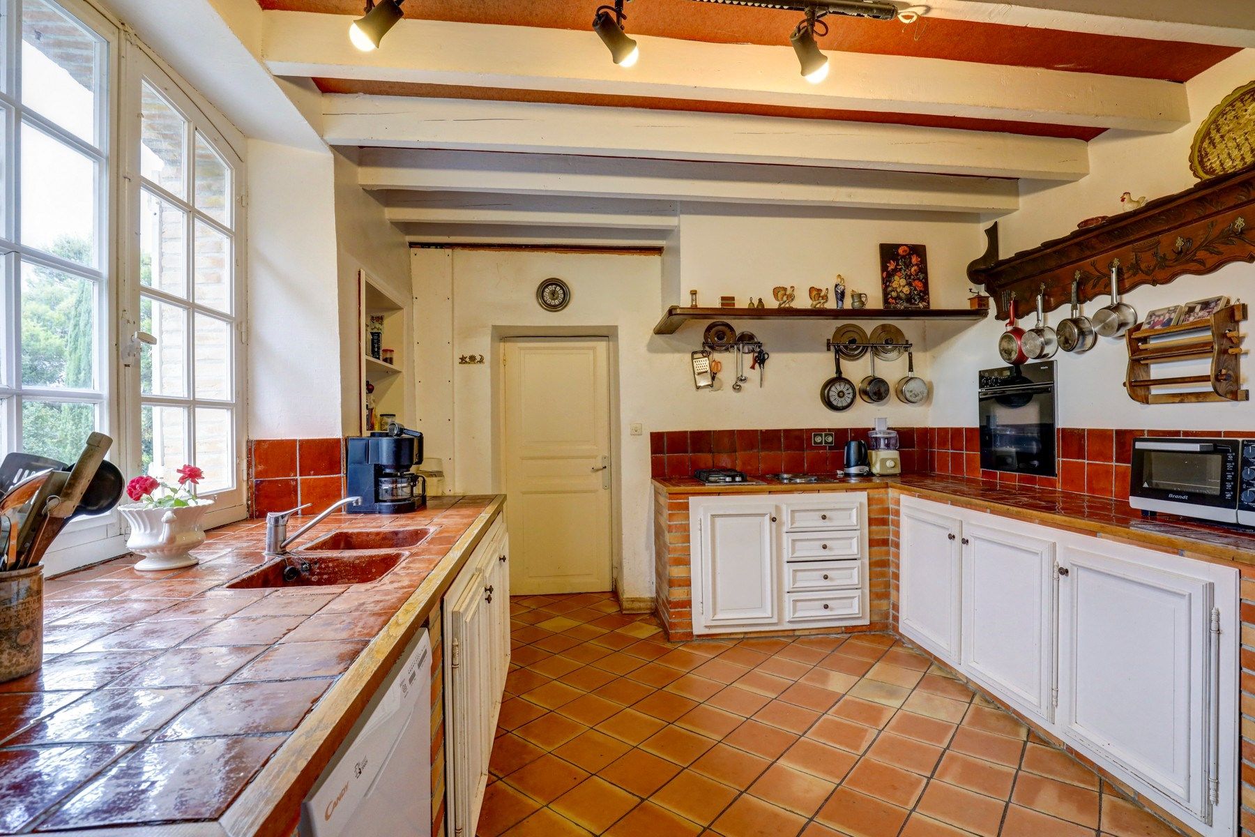 house 10 Rooms for sale on AVIGNONET LAURAGAIS (31290)