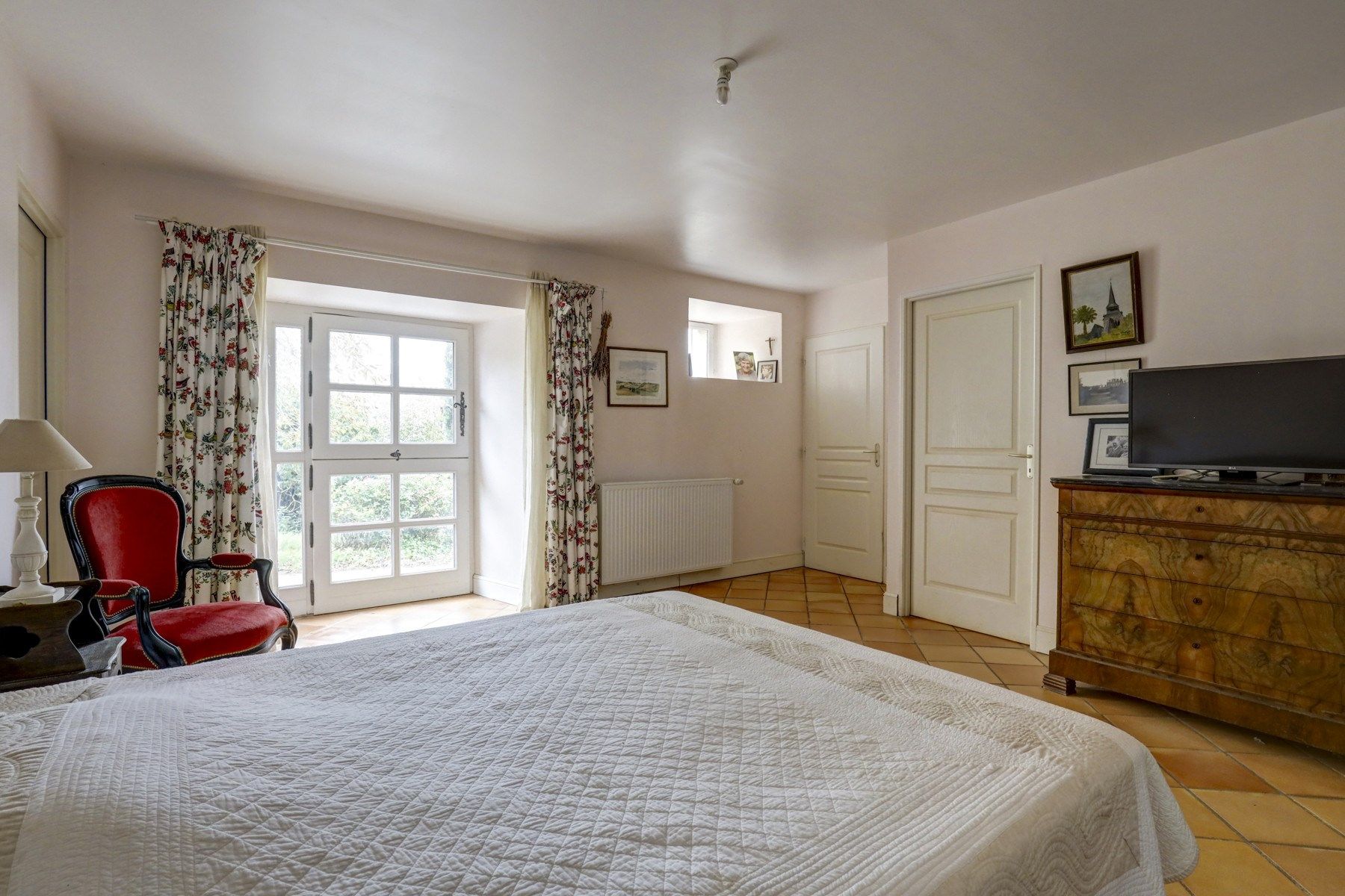 house 10 Rooms for sale on AVIGNONET LAURAGAIS (31290)