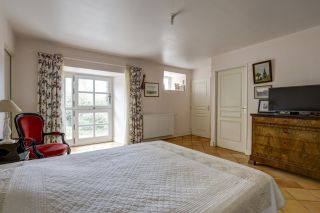 house 10 Rooms for sale on AVIGNONET LAURAGAIS (31290)