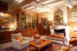 house 16 Rooms for sale on CASTRES (81100)