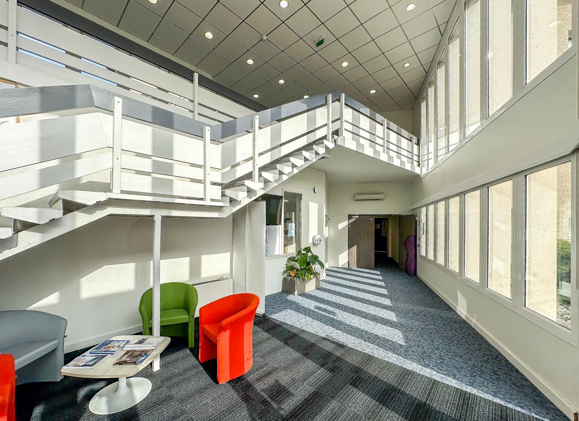 building for sale on CASTRES (81100)