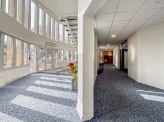 building for sale on CASTRES (81100)