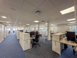 building for sale on CASTRES (81100)