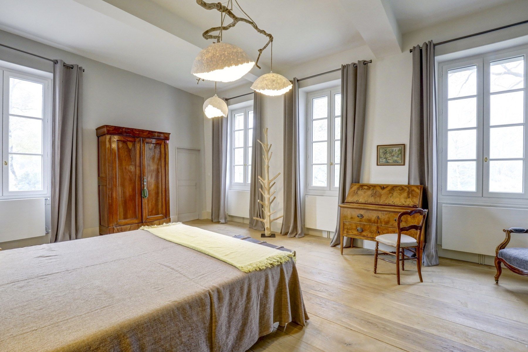 house 12 Rooms for sale on PUYLAURENS (81700)