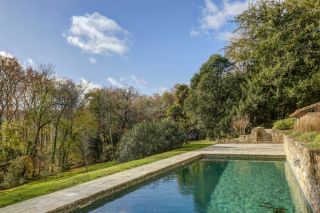 house 12 Rooms for sale on PUYLAURENS (81700)