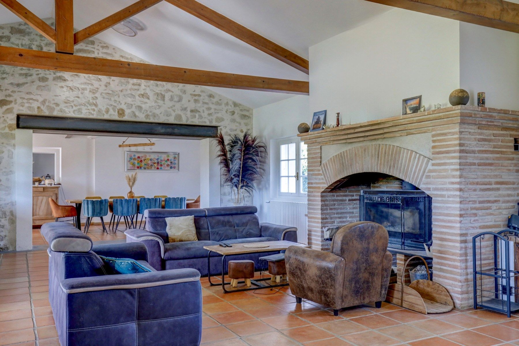 house 6 Rooms for sale on LAVAUR (81500)