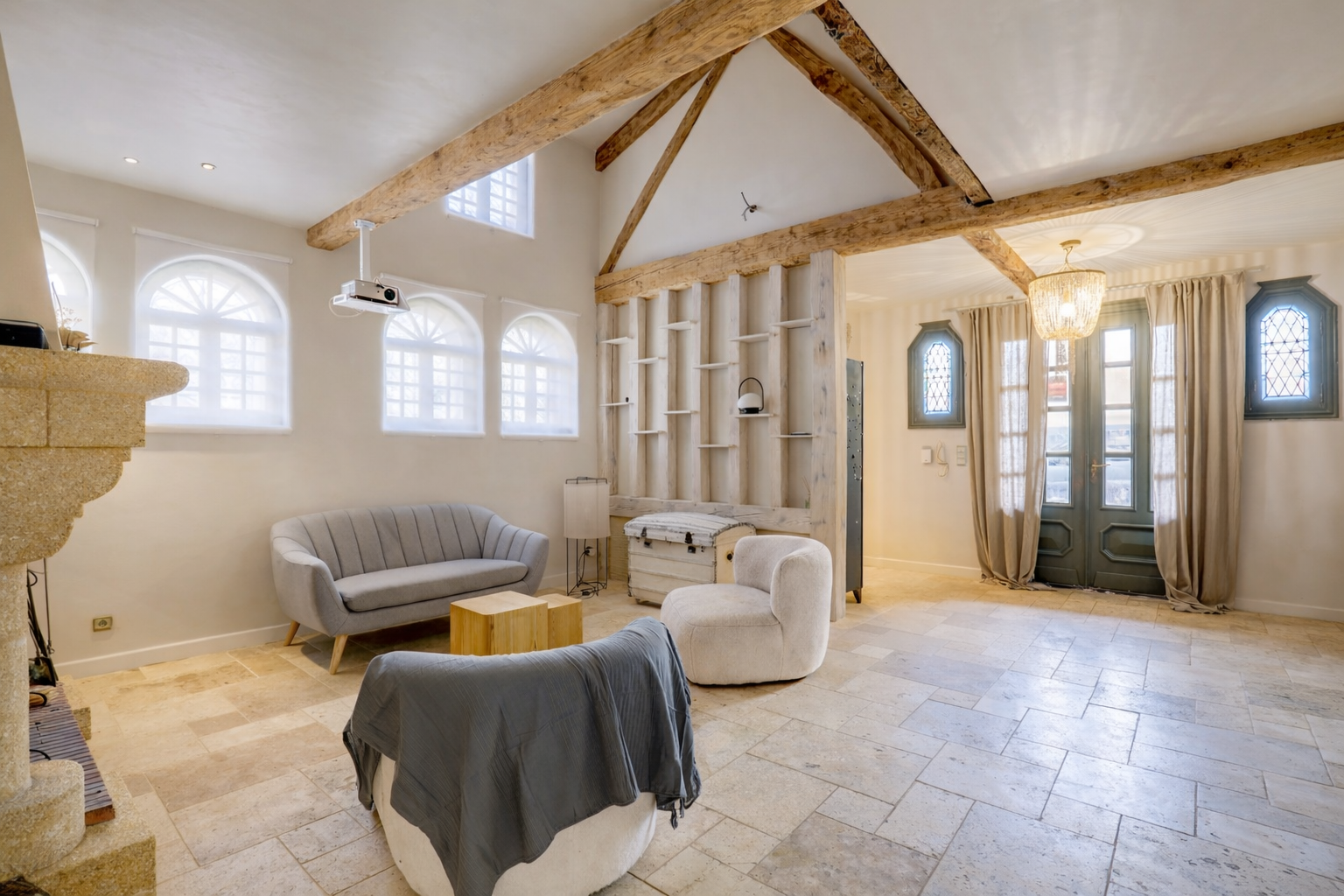 house 20 Rooms for sale on GAILLAC (81600)