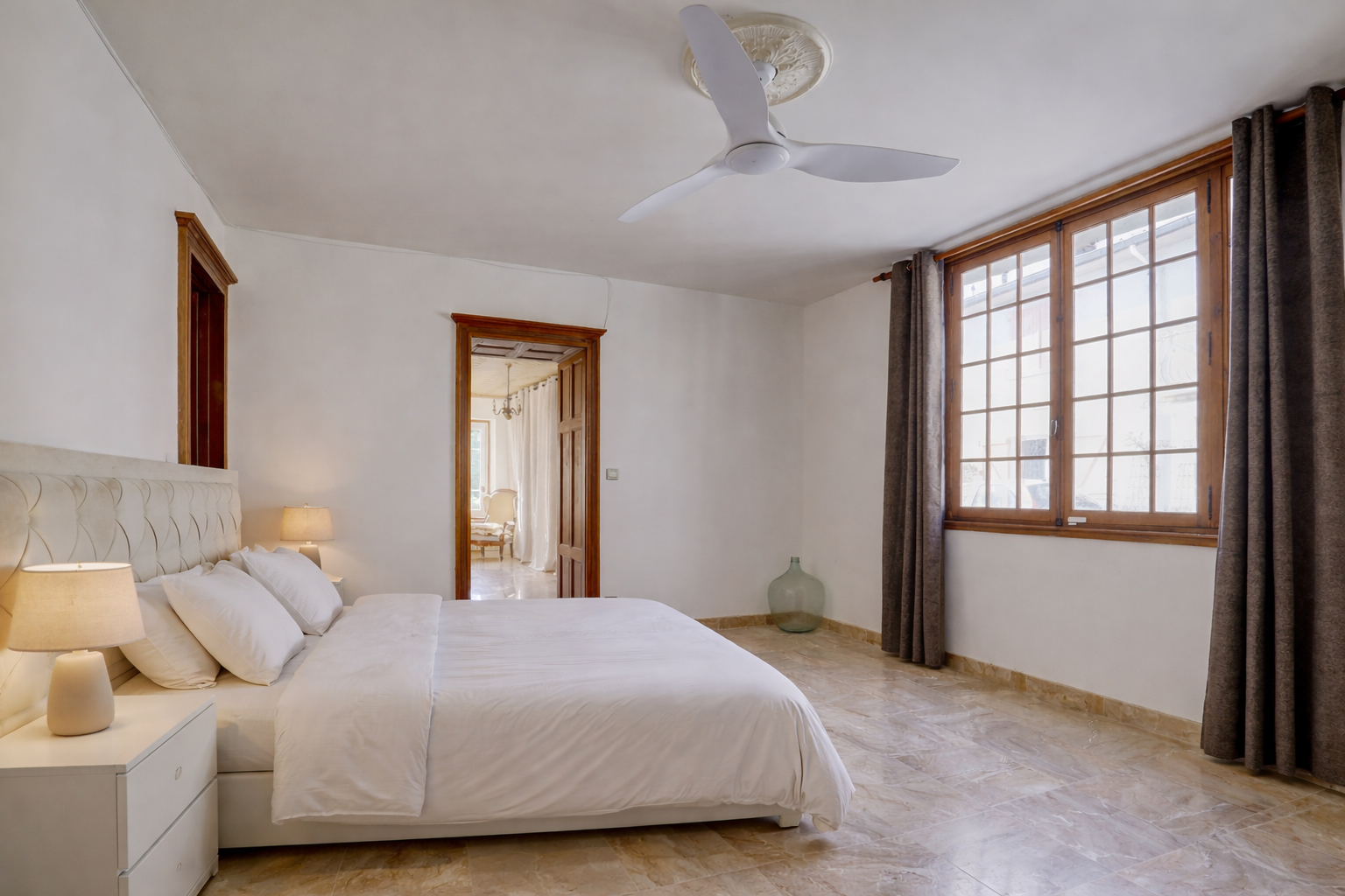 house 20 Rooms for sale on GAILLAC (81600)
