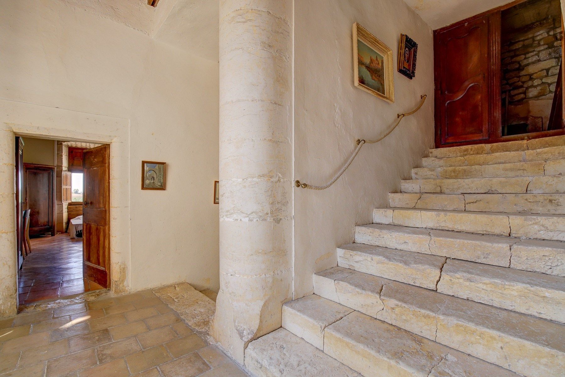 château 12 Pièces en vente sur CORDES SUR CIEL (81170)