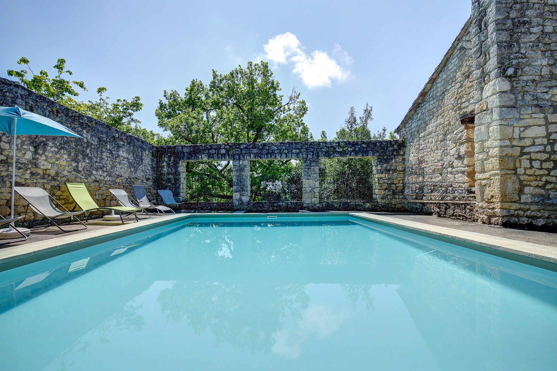 castle 12 Rooms for sale on CORDES SUR CIEL (81170)