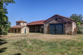 castle 30 Rooms for sale on FLEURANCE (32500)