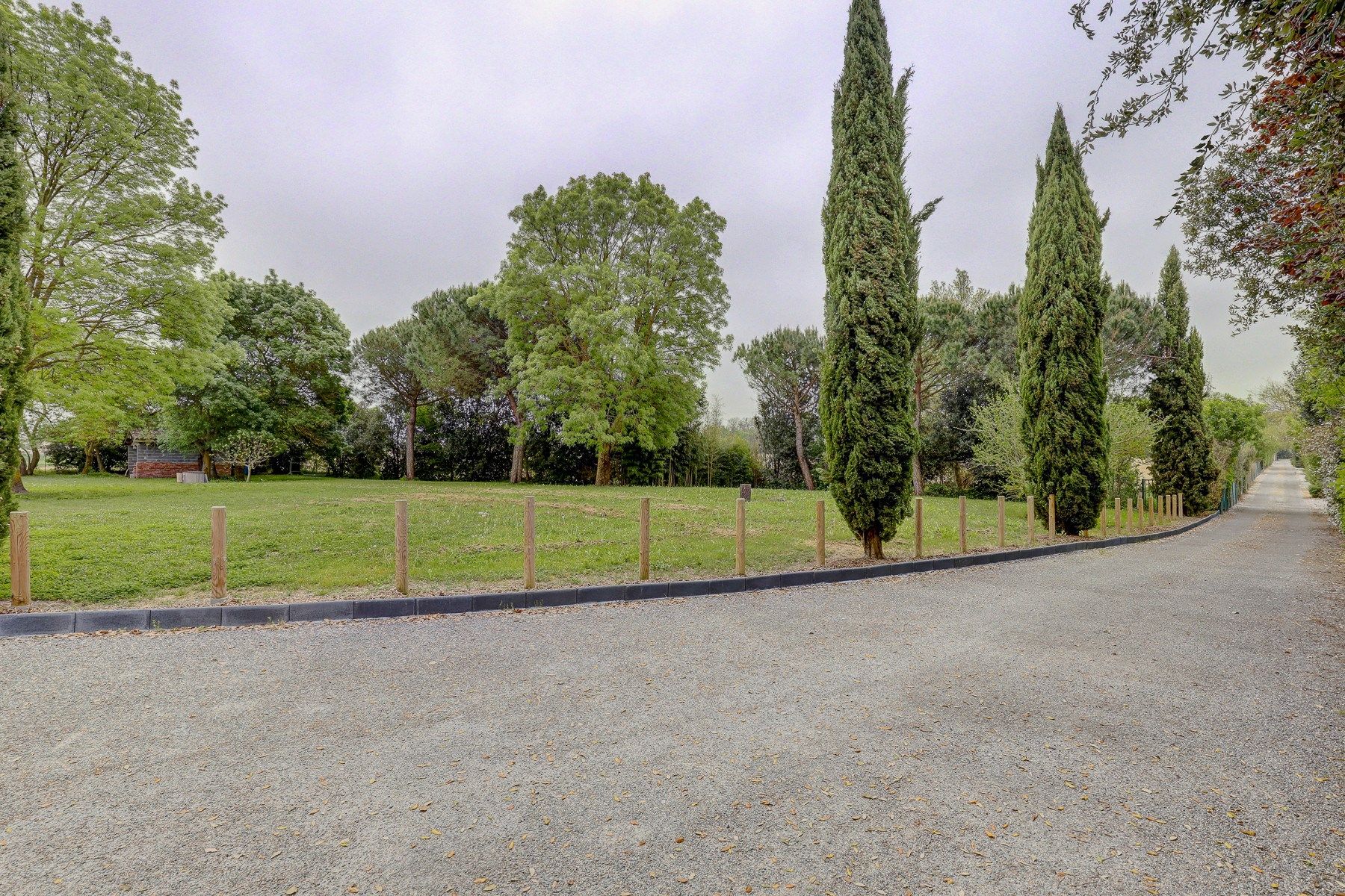 maison 10 Pièces en vente sur ST PIERRE DE LAGES (31570)