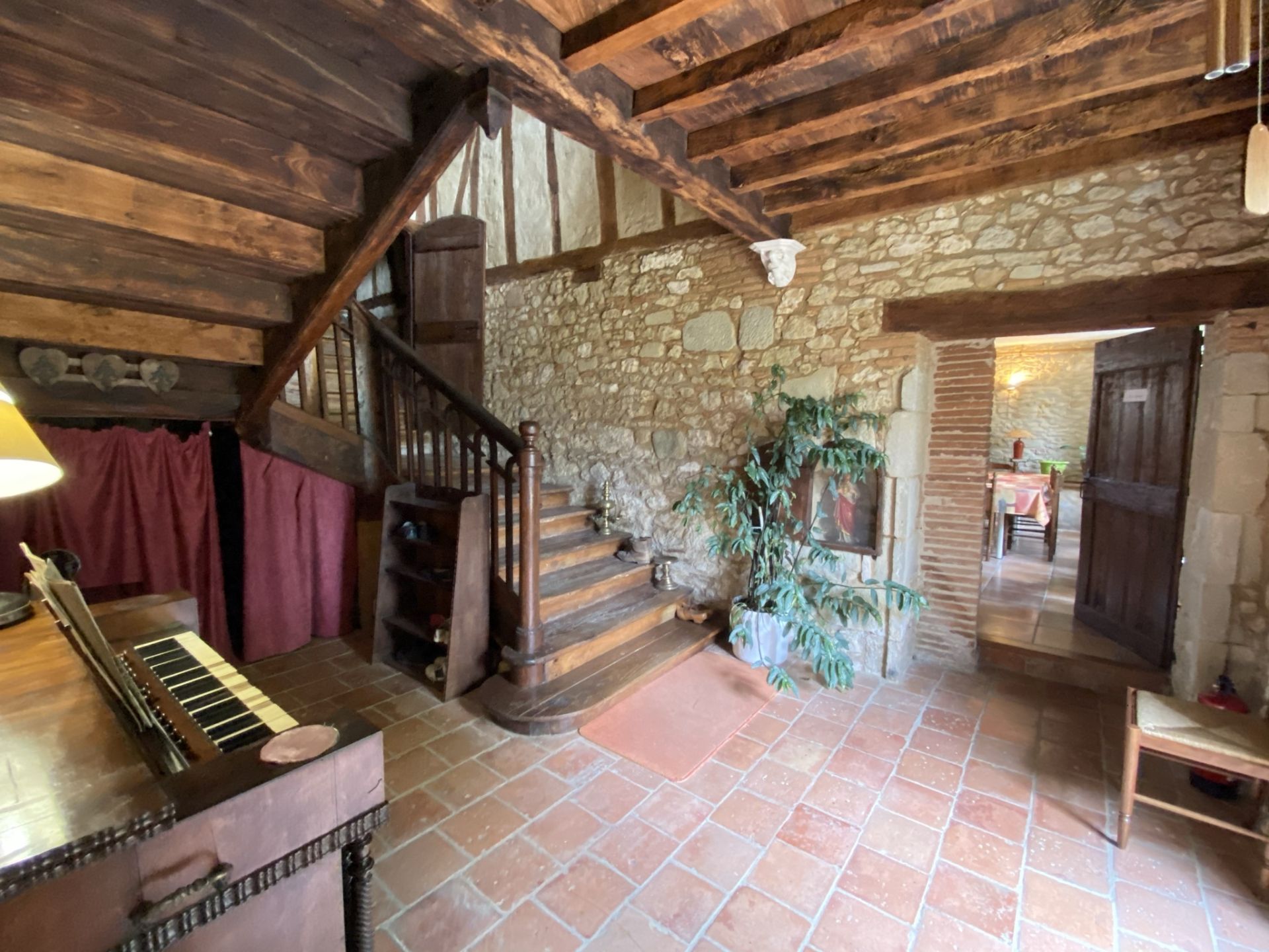 maison 30 Pièces en vente sur LAVAUR (81500)