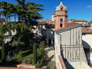 maison bourgeoise 19 Pièces en vente sur LAVAUR (81500)