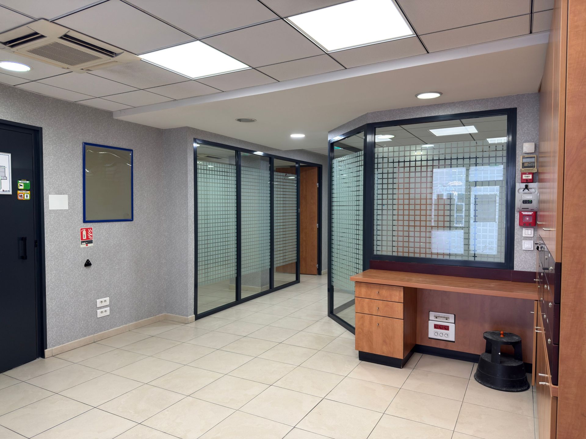 commercial local for sale on LAVAUR (81500)