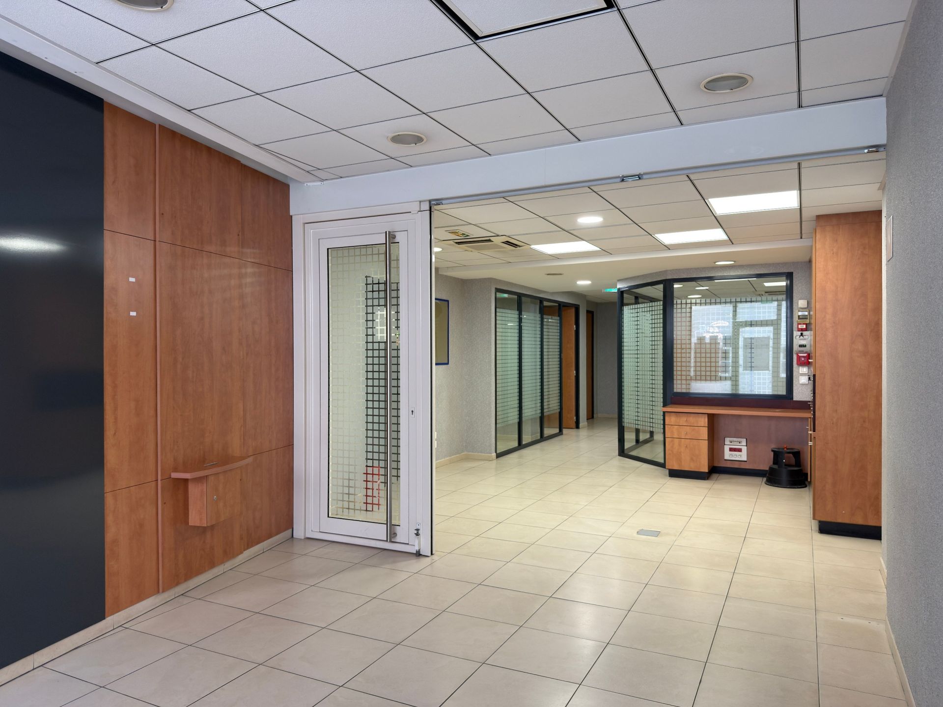 commercial local for sale on LAVAUR (81500)