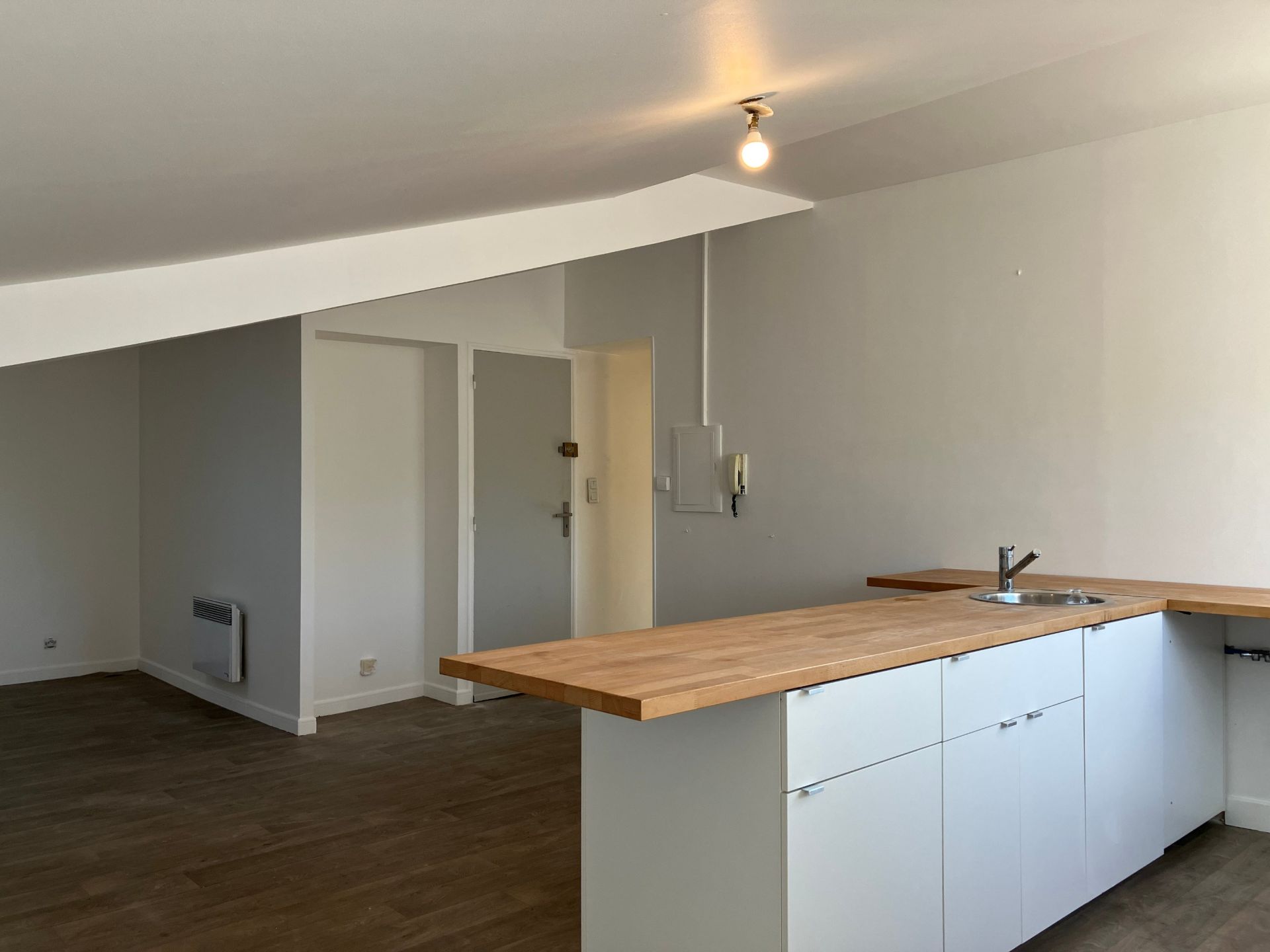 apartment 2 Rooms for rent on LAVAUR (81500)