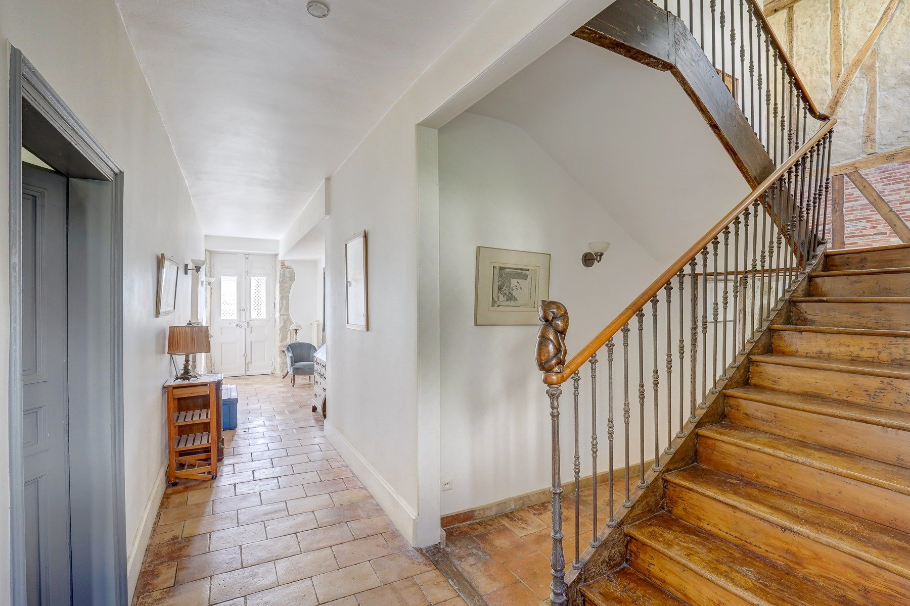 mansion 14 Rooms for sale on PUYLAURENS (81700)