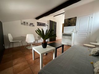 studio for rent on LAVAUR (81500)