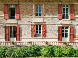 house 16 Rooms for sale on VERFEIL (31590)