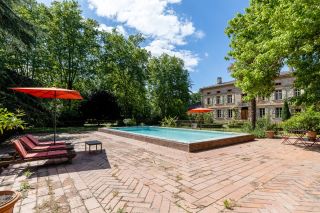 mansion 15 Rooms for sale on LAVAUR (81500)