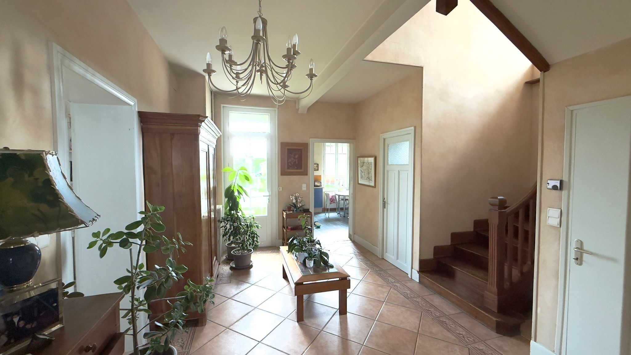 house 7 Rooms for sale on LAVAUR (81500)