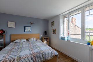 house 7 Rooms for sale on LAVAUR (81500)