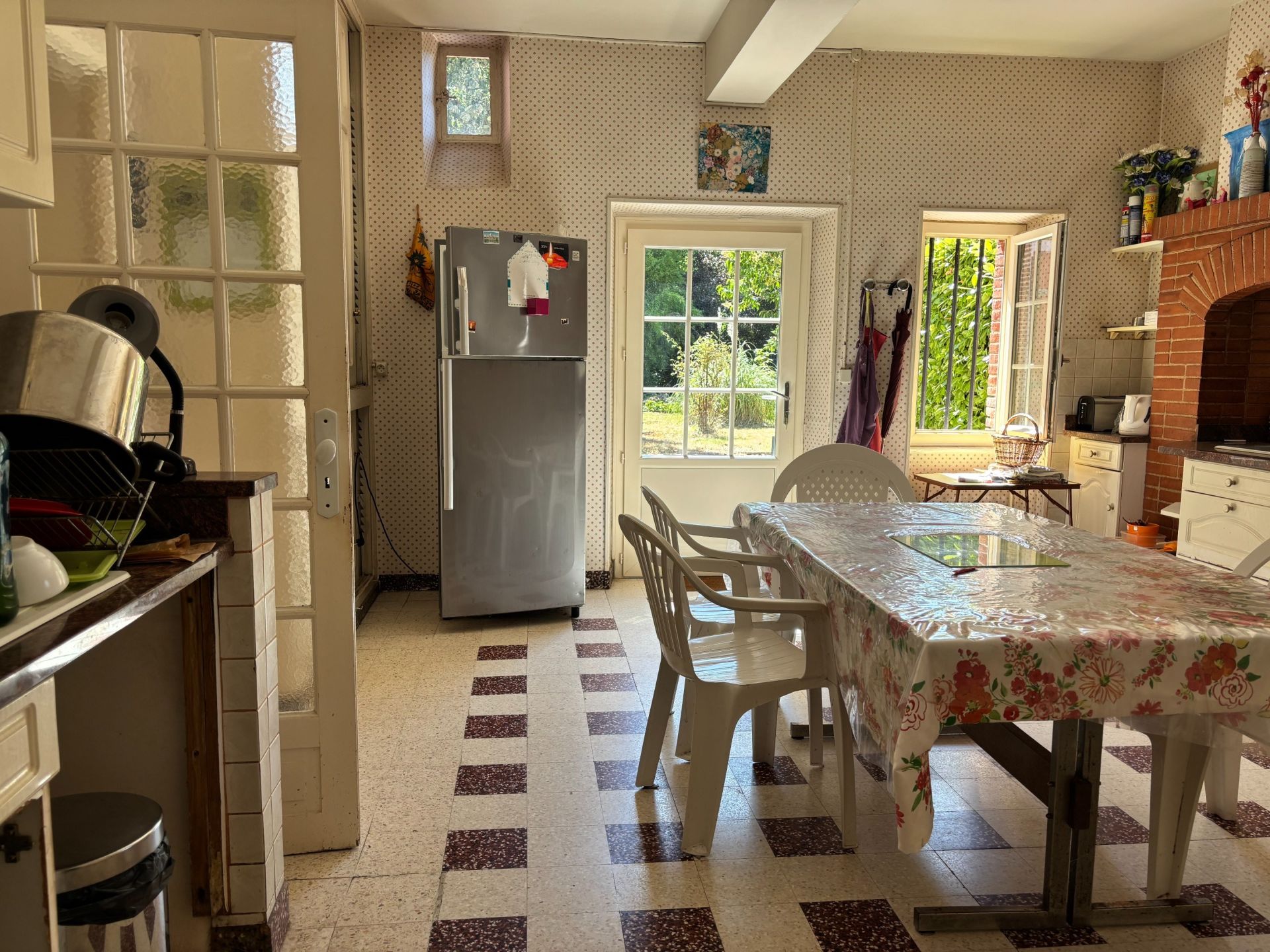 house 8 Rooms for sale on LAVAUR (81500)