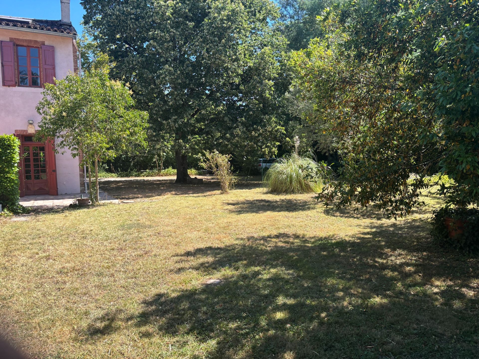 house 8 Rooms for sale on LAVAUR (81500)