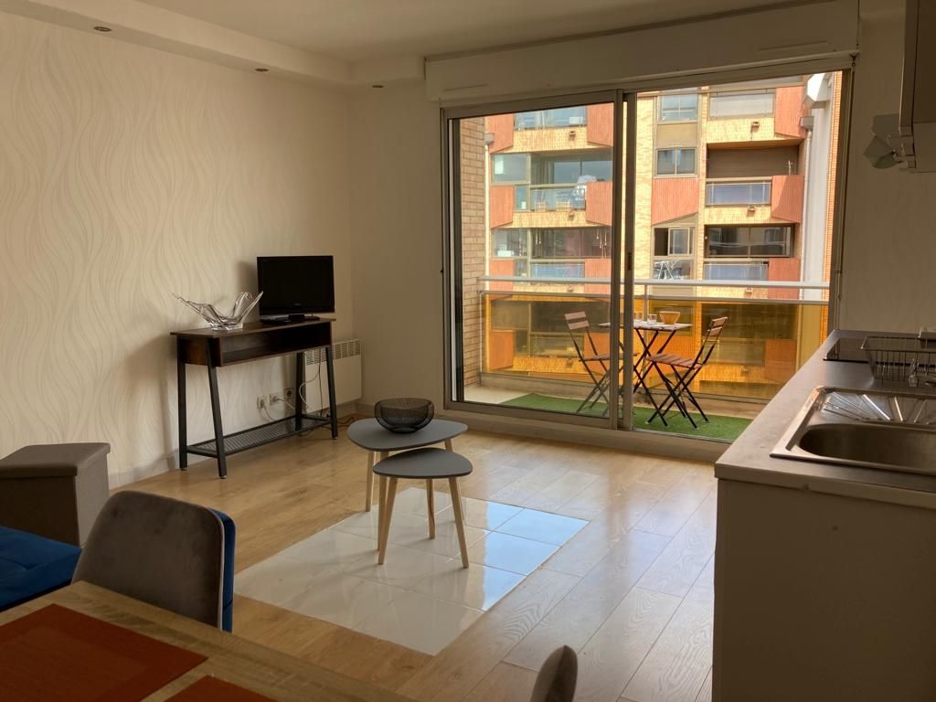 apartment 2 Rooms for rent on TOULOUSE (31000)