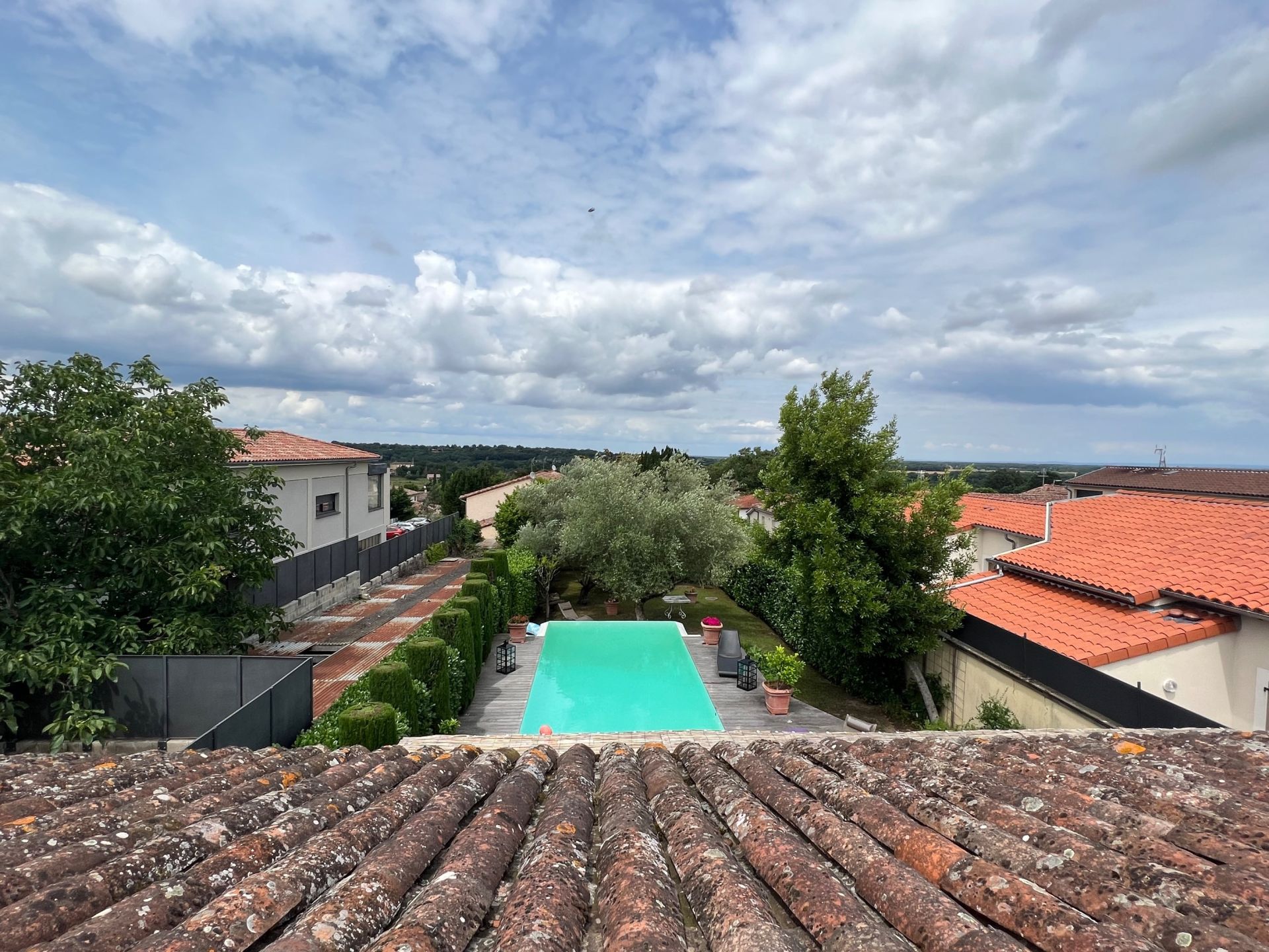 maison de ville 9 Pièces en vente sur RIEUMES (31370)