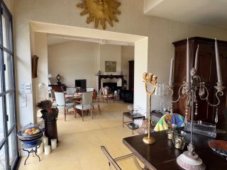 maison de ville 9 Pièces en vente sur RIEUMES (31370)