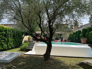 maison de ville 9 Pièces en vente sur RIEUMES (31370)