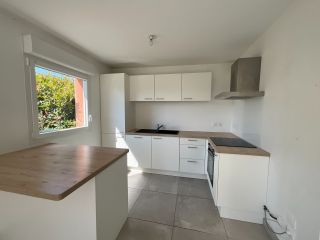 house 4 Rooms for rent on GRAGNAGUE (31380)