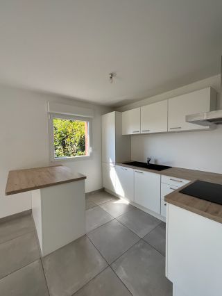 house 4 Rooms for rent on GRAGNAGUE (31380)