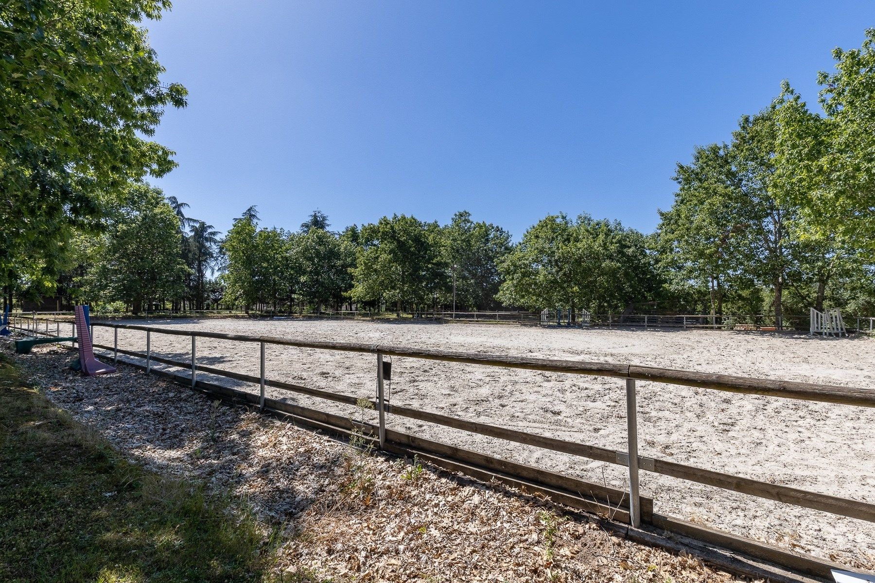 house 18 Rooms for sale on GAILLAC (81600)